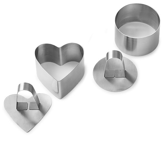 Set de 5 emporte-pièces coeur en inox